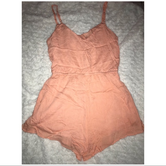 ✨Pink Lace Romper 💎HOST PICK💎 - Picture 4 of 6